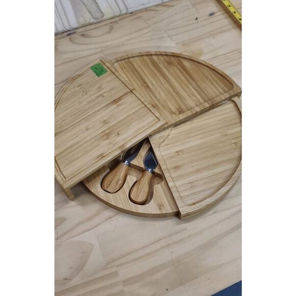 Picnic at Ascot Bamboo Cheese Board PRE-OWNED - Picture 3 of 5